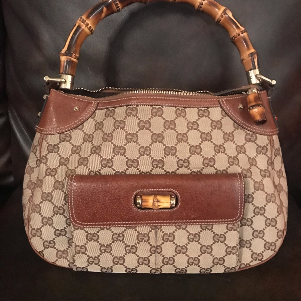 Hard to find Bamboo handled Pristine Gucci purse